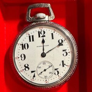 Hamilton Grade 974 17 Jewels Mechanical Pocket Watch Silver Tone Base Metal Case
